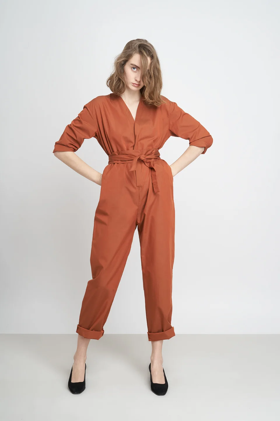 JF_AW18_Lookbook_Tama_Jumpsuit_ochre_3.jpg
