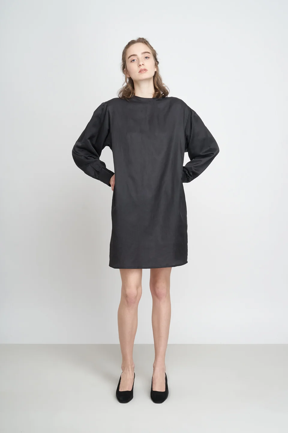 JF_AW18_Lookbook_Nayara_Dress_black_1.jpg