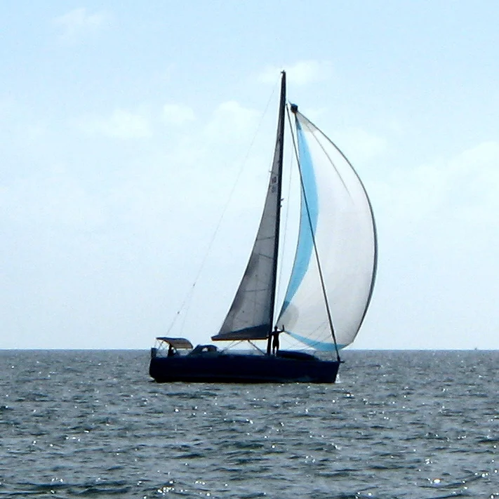 downwind sailing on Lightheart