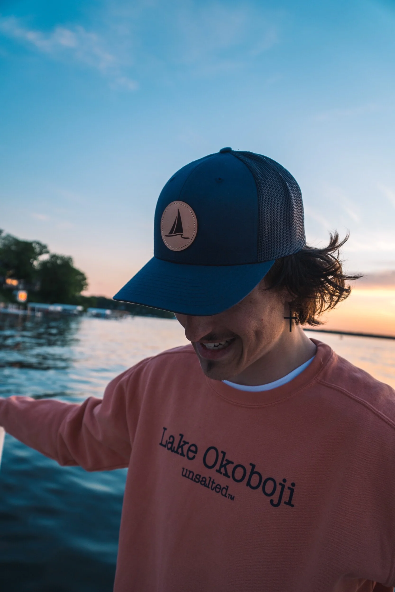 88F12198-AFB0-4B19-962F-93DA1D81BE94