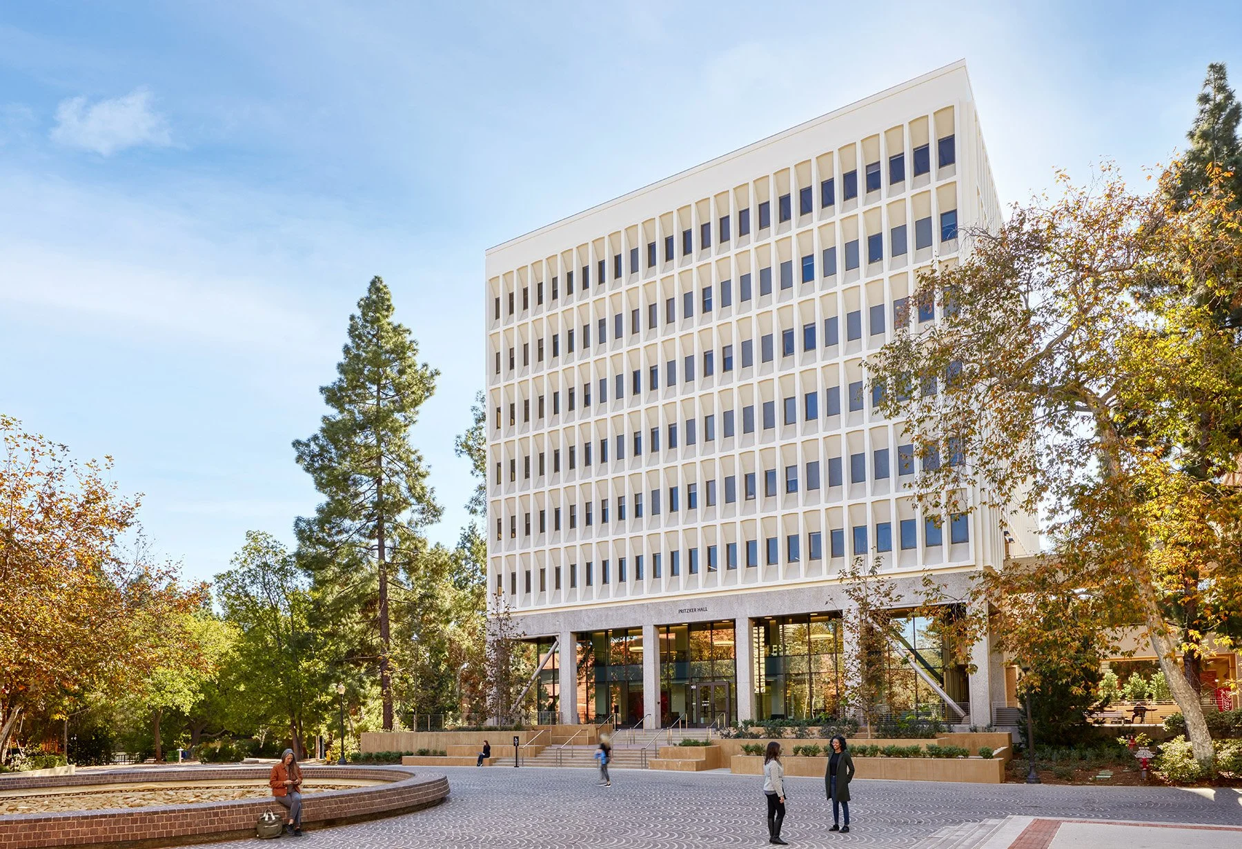 UCLA Pritzker Hall3117.jpg