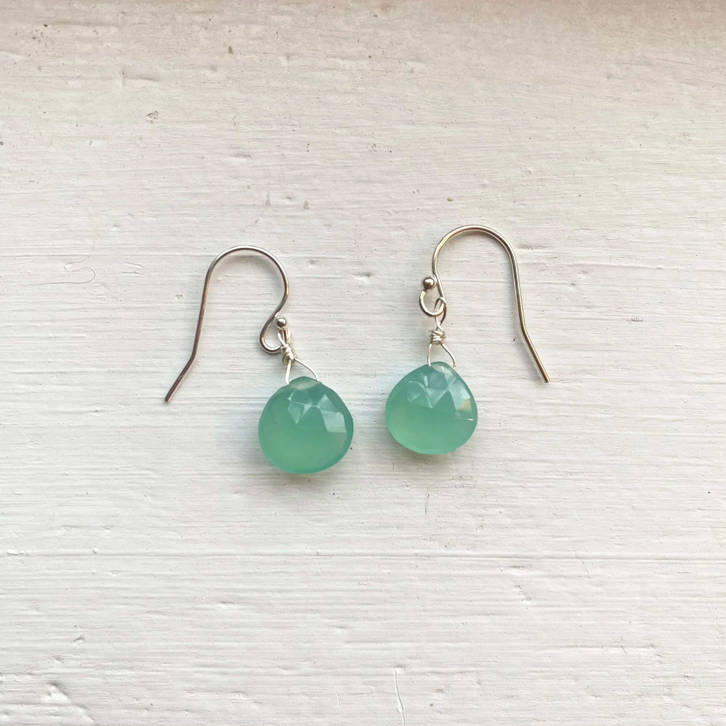 Green chalcedony heart earrings