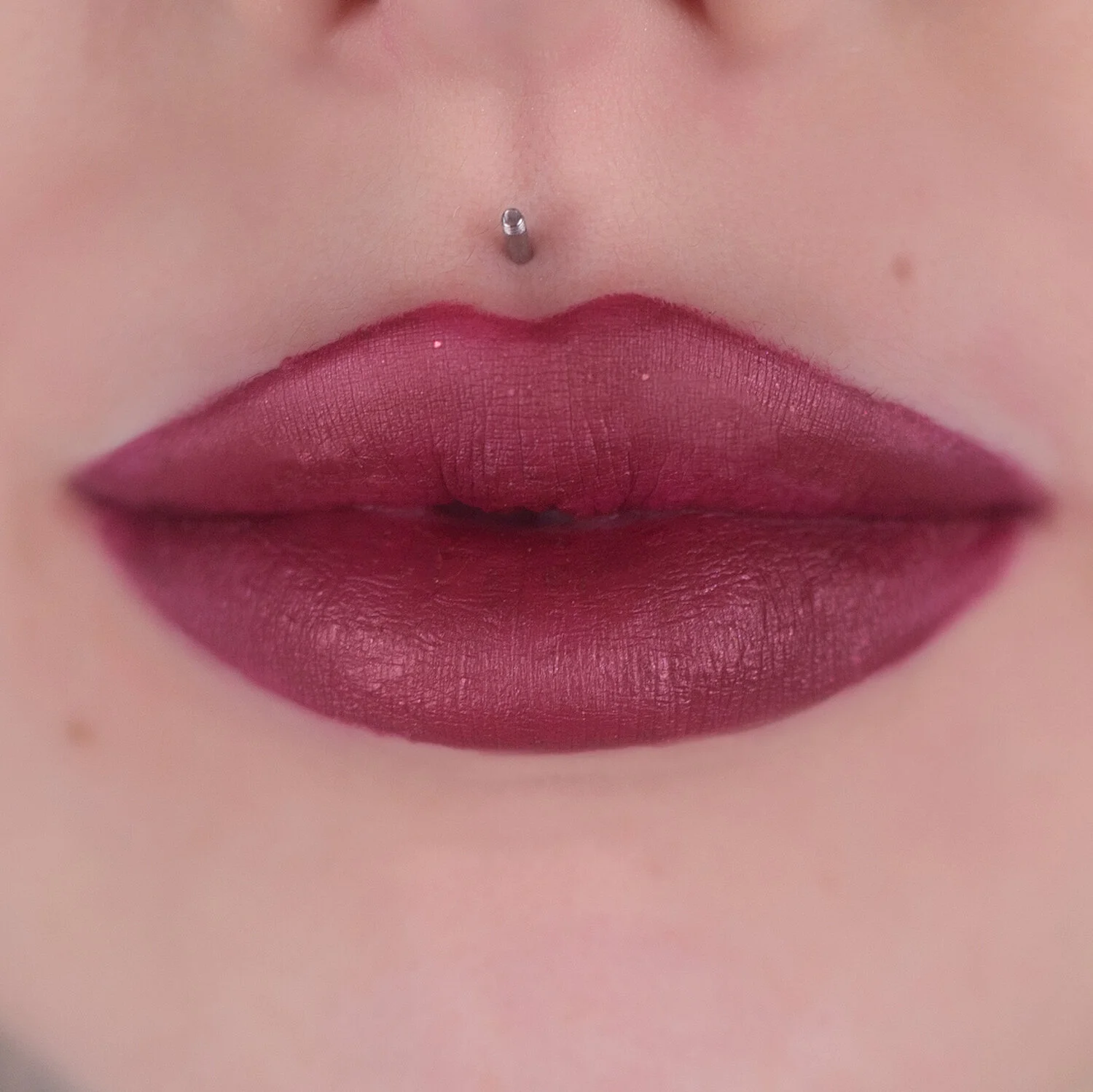 210326_MackenzieLenora_VinylCosmetics_Website_586.jpg