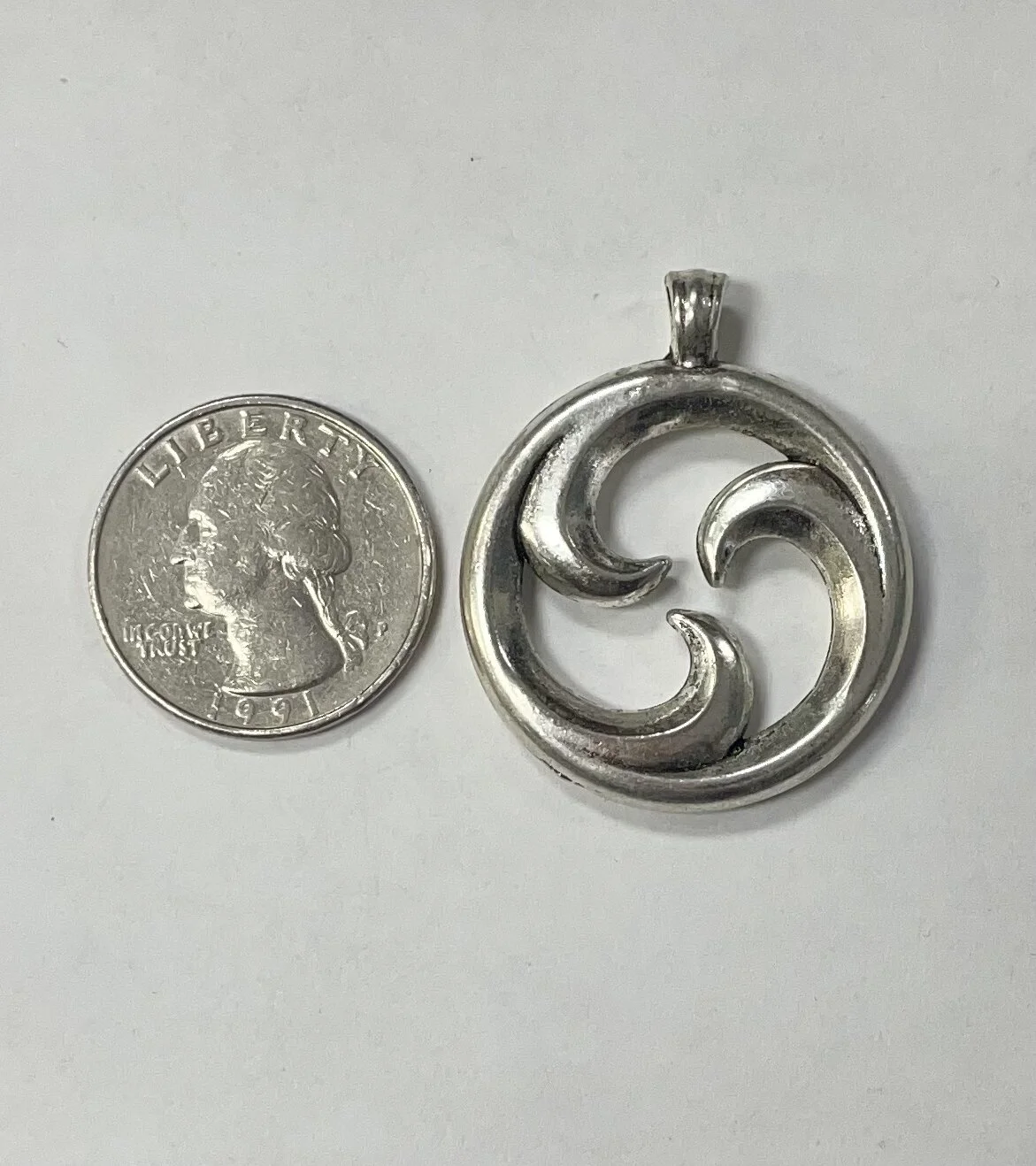 3636939C-BF7E-442B-BA46-2925D89F3A5E