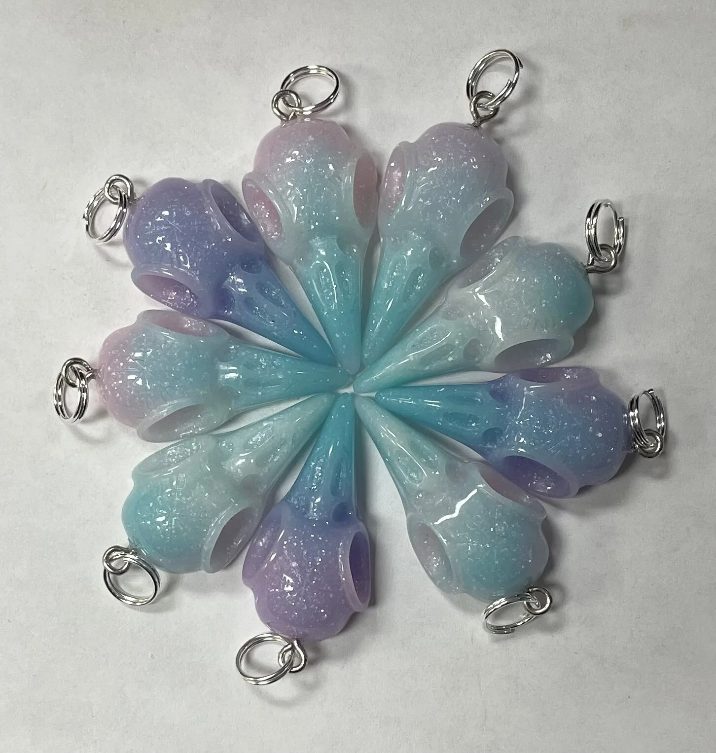 A4B35CE9-36B5-4DFB-BC6E-349168FA4794