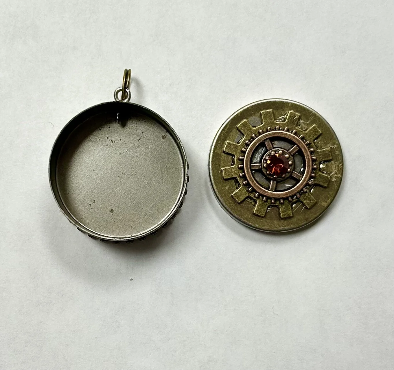 955320F0-51BB-4F03-A1A3-B9C6D19DECF7