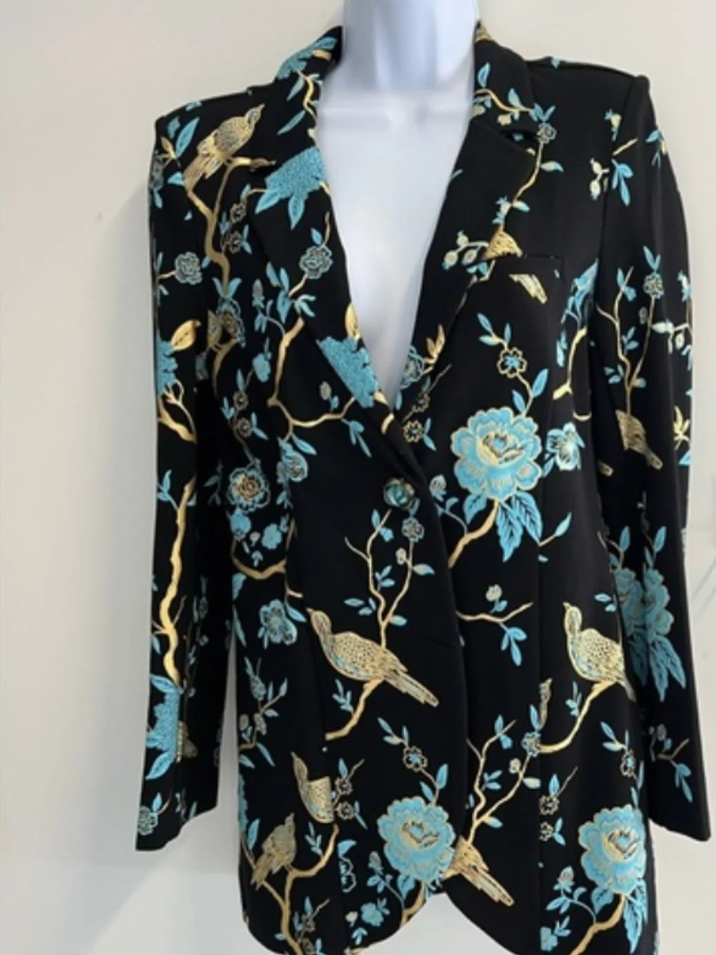 Soft Surrounding dressy jacket. 
Size large. New with tags.