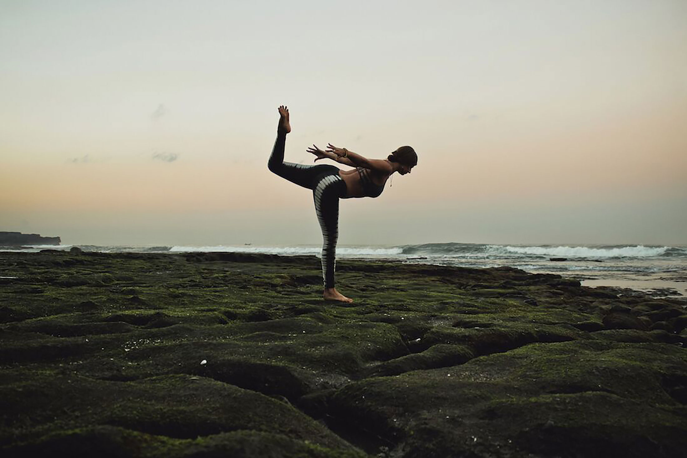 Embodied Flow Best Yoga School RYT200 Teacher Training Retreat Immersion Workshop Somatic Movement Therapy5.jpg