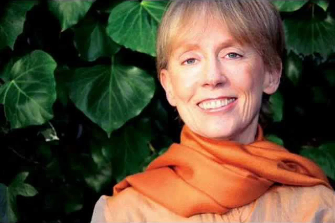 SALLY KEMPTON Sally Kempton is a widely respected teacher of meditation and spiritual wisdom known to help students work with meditative experience as a framework for practical life-change. A former swami in a Vedic tradition, she has spent over four decades delving deeply into meditation and self-inquiry. Spirituality and Health magazine call her work “the meditation books your heart wants you to read.” She is on the faculty at Esalen and Kripalu, teaches meditation on Yogaglo & leads international retreats. www.sallykempton.com