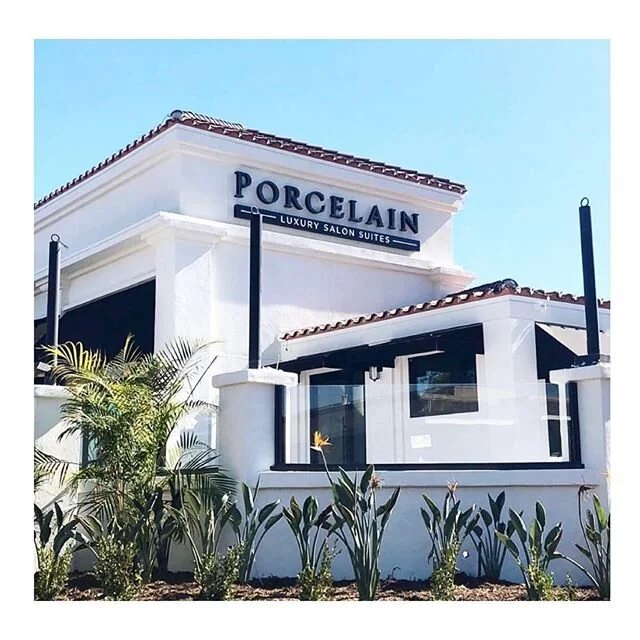 How many of you are ready to get back to seeing clients🙋🏻&zwj;♀️... During this entire situation the one thing that I keep thinking is how thankful I am to have a private suite so that I can give my clients an intimate space that is clean to feel s