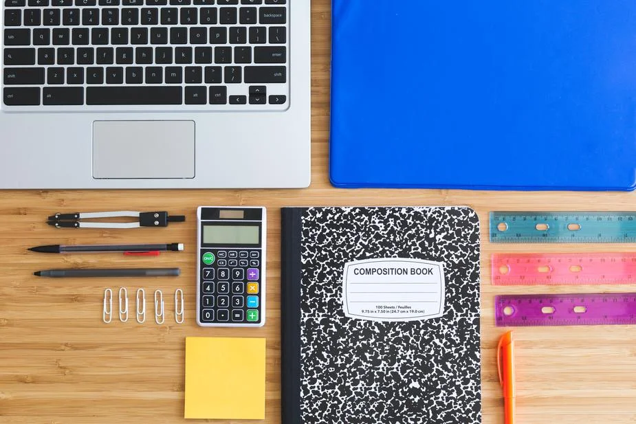 school-supplies-knolling_925x.jpg