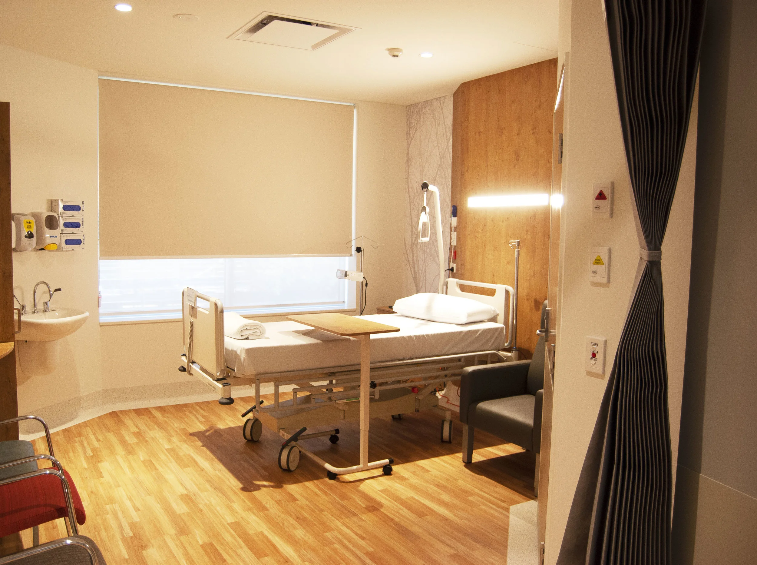 095_SSWPH West Ward Fitout (6)_LowRes.jpg