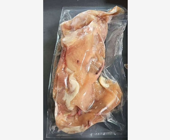 FROZEN CHICKEN BREAST CARCASS  急凍雞殼