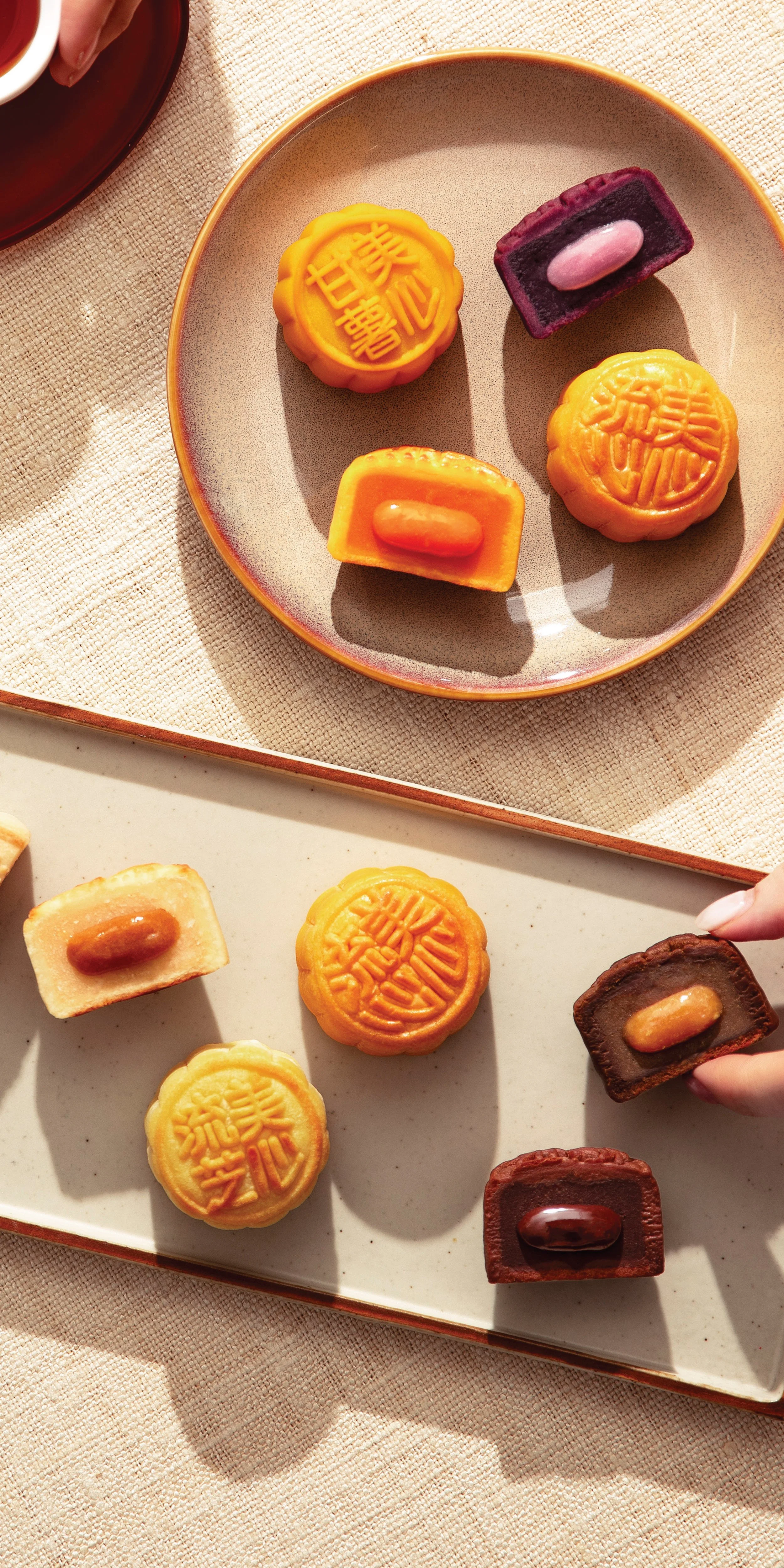 MeiXin Lava Custard Mooncakes 美心 流心奶黃月餅