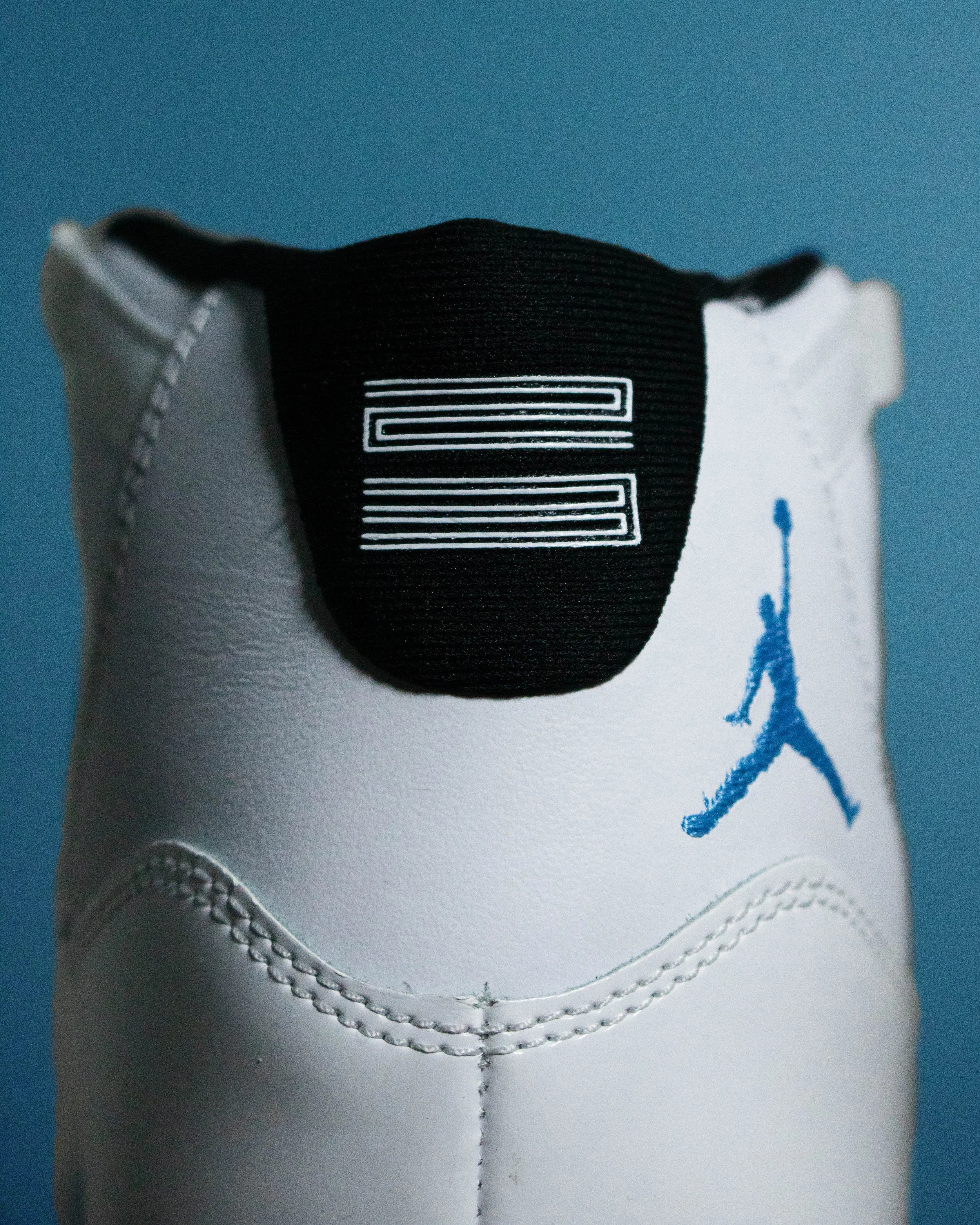 AJ11_2.jpg