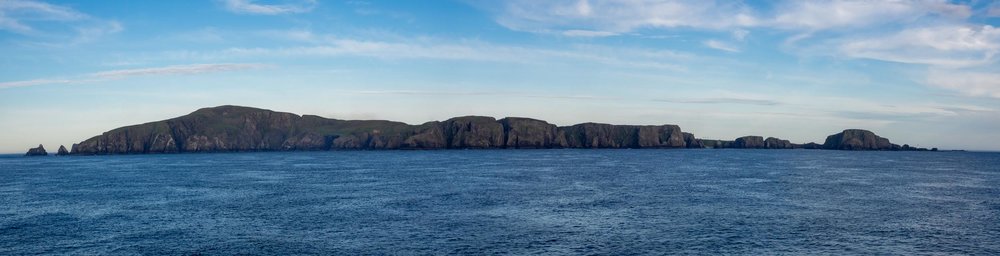 FAIR ISLE, the western coast