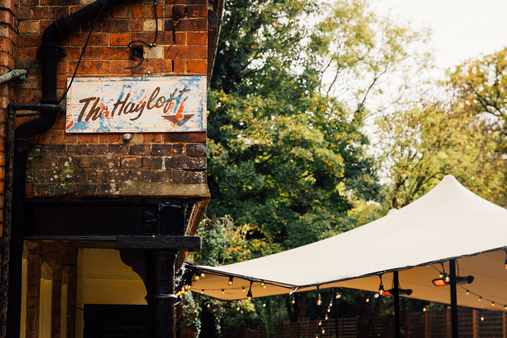 Stretch Tent at The White Hart Pub and Restaurant in Ampthill Bedfordshire.jpg