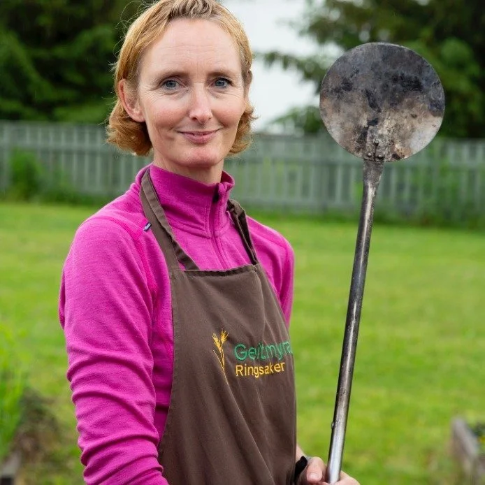 Toini &ndash; tusen takk for denne gang! 

Takk for alt du har gjort for uteomr&aring;dene v&aring;re, for friluftslivet og for matlaging p&aring; b&aring;l. Og takk for alt du har l&aelig;rt bort &ndash; til barna, til ungdommene og til oss. Du f&ar