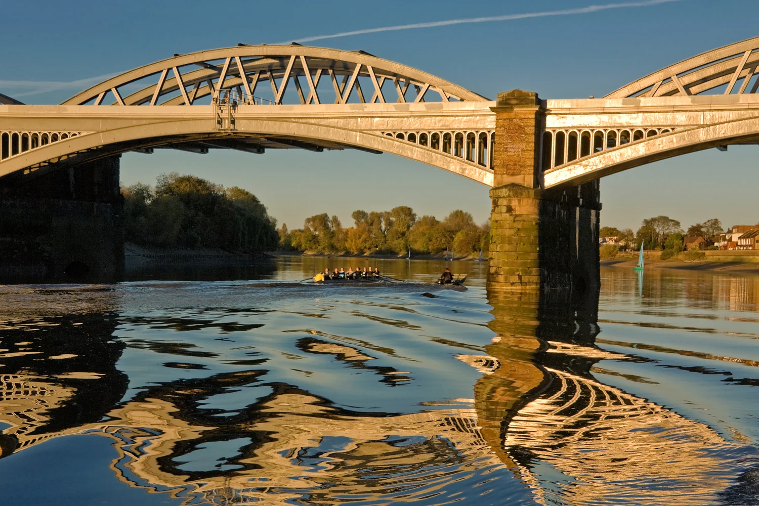 Barnes Bridge late evening 2.jpg