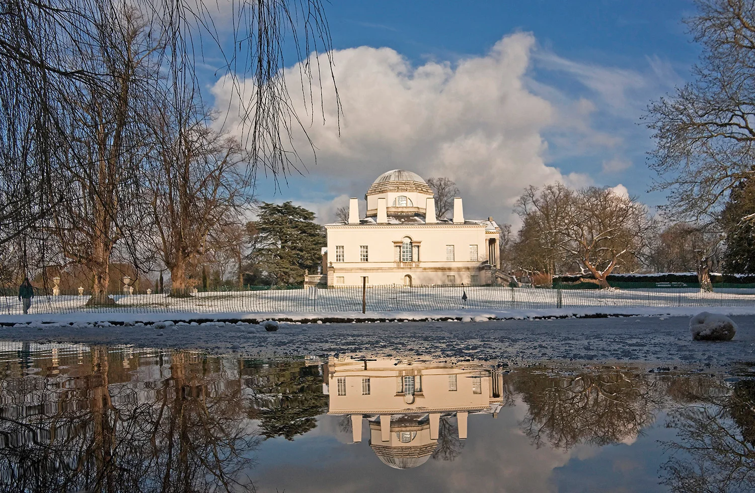 Chiswick House in the Snow 2.jpg