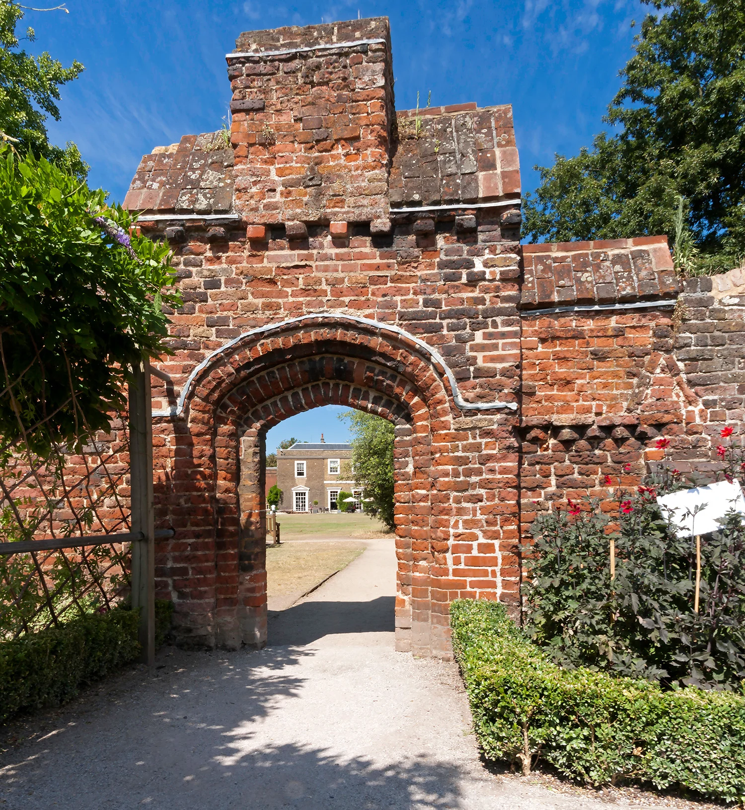 Fulham Palace Walled Garden 3.jpg