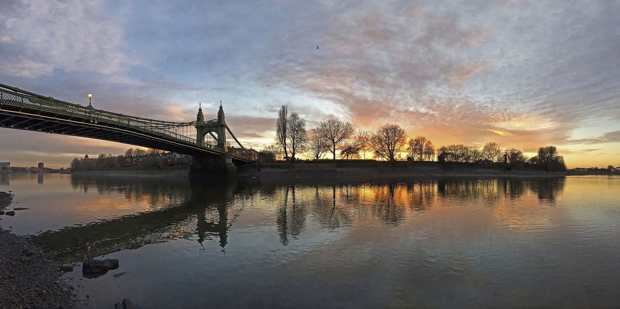 A beautiful moment in time - Hammersmith Bridge Web Ready.jpg