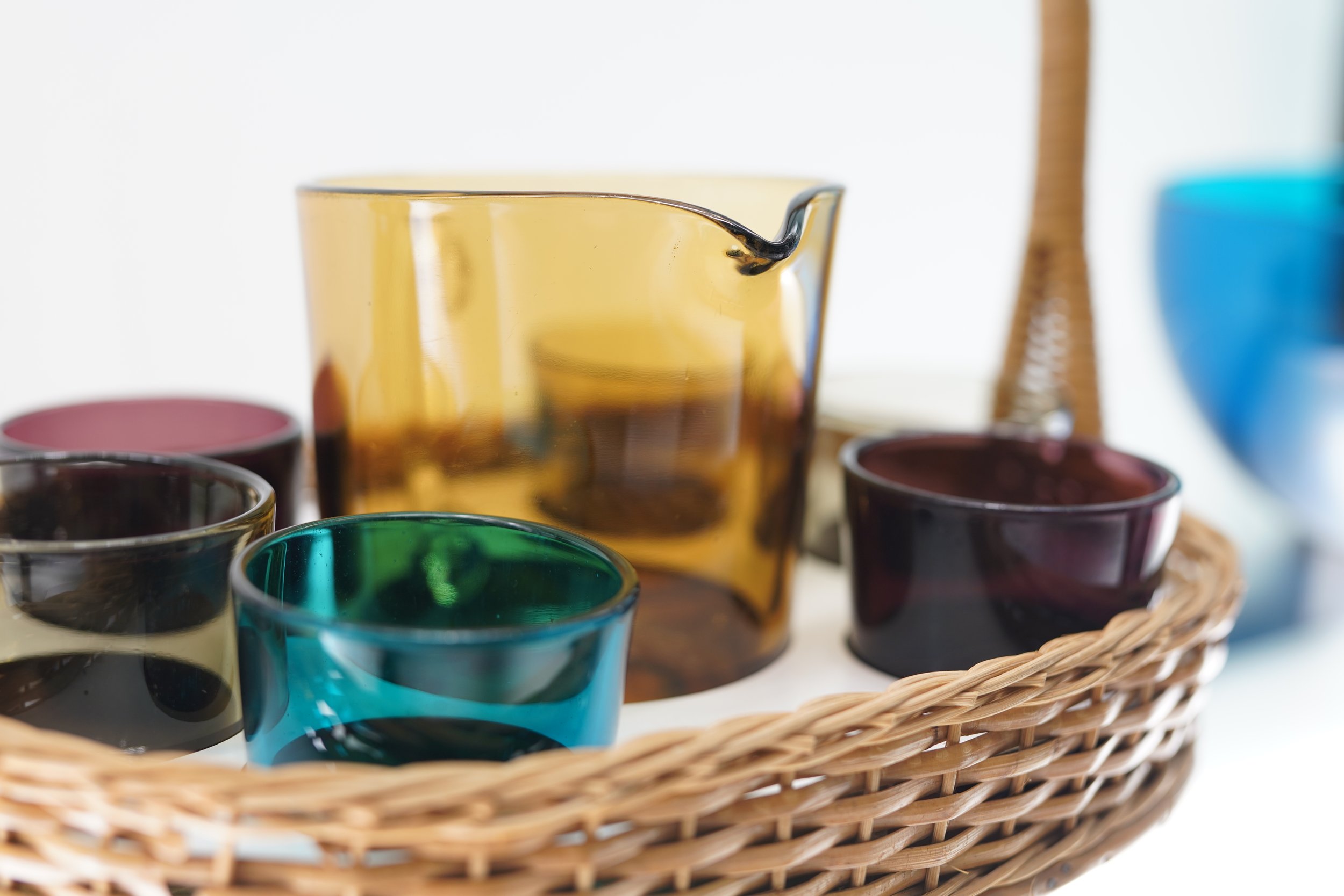 LET’S COLLECT GLASS!