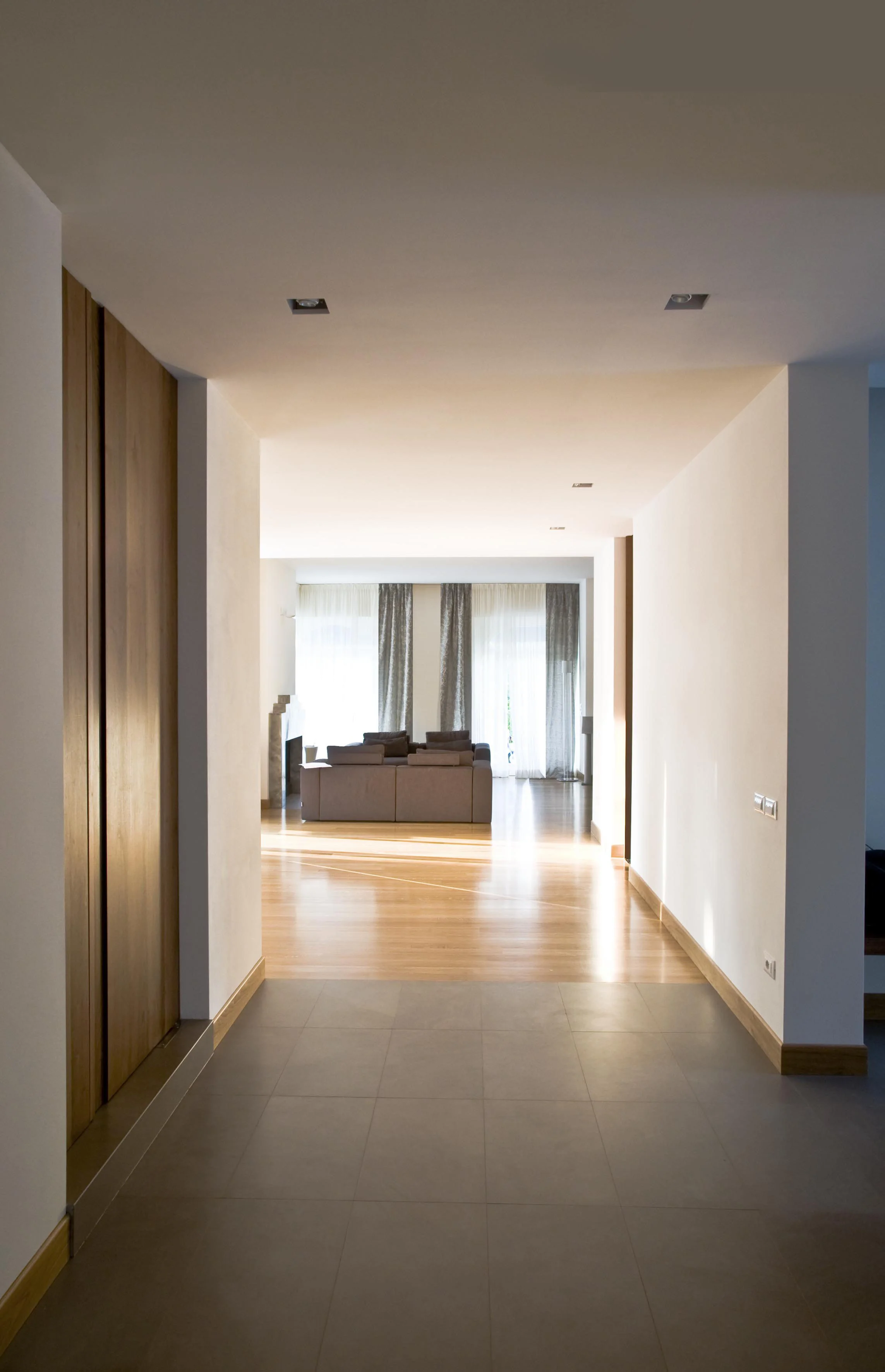 09 M house.jpg