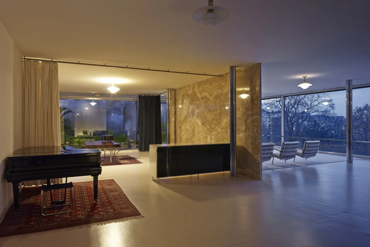 010_VT_Copyright_david_zidlicky_MAIN LIVING AREA.jpg