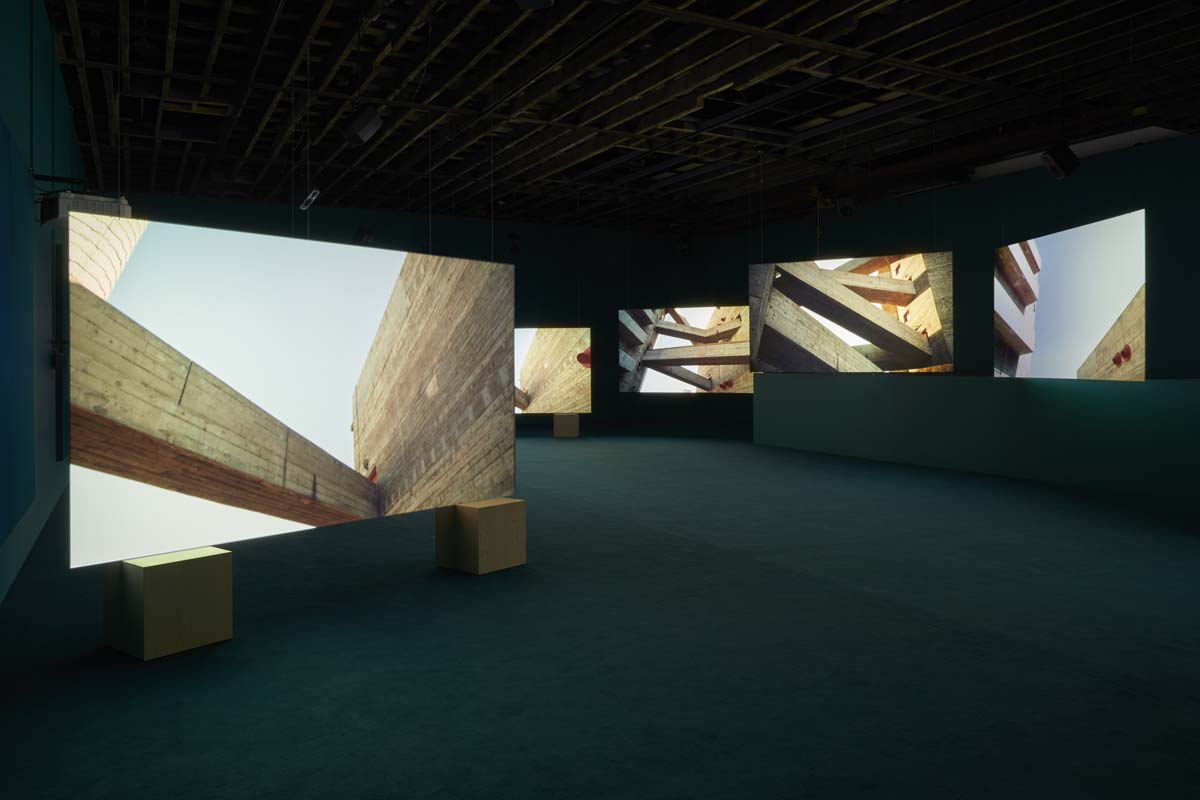 2019_Isaac Julien_VMG Wharf Road_1.jpg