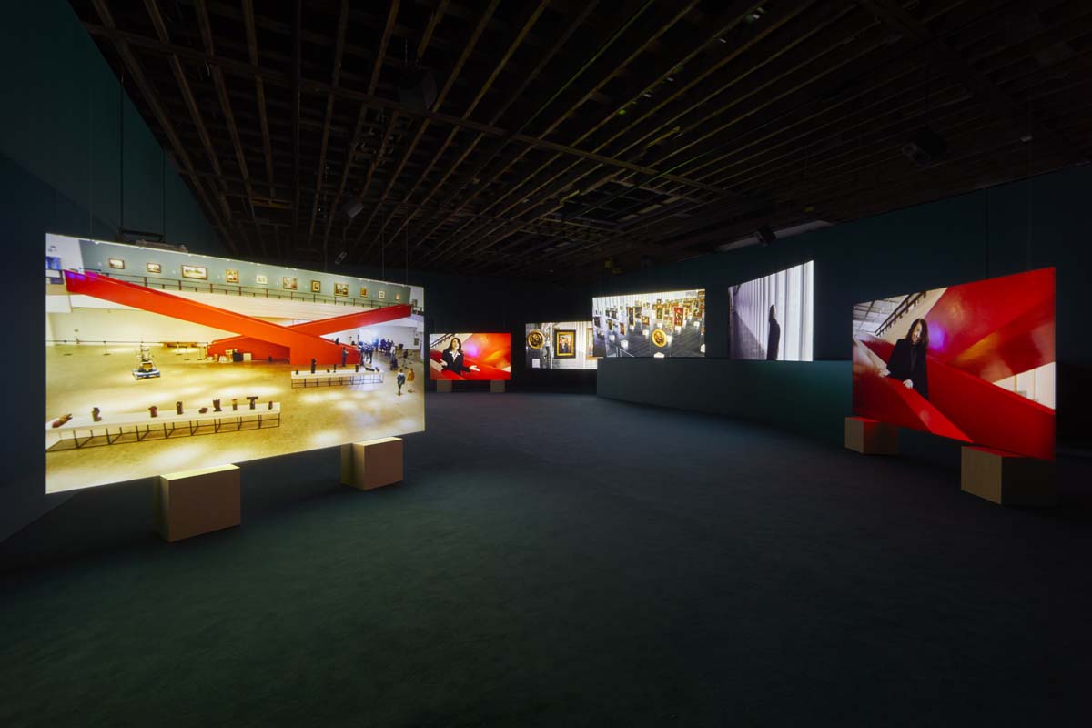 2019_Isaac Julien_VMG Wharf Road_2.jpg