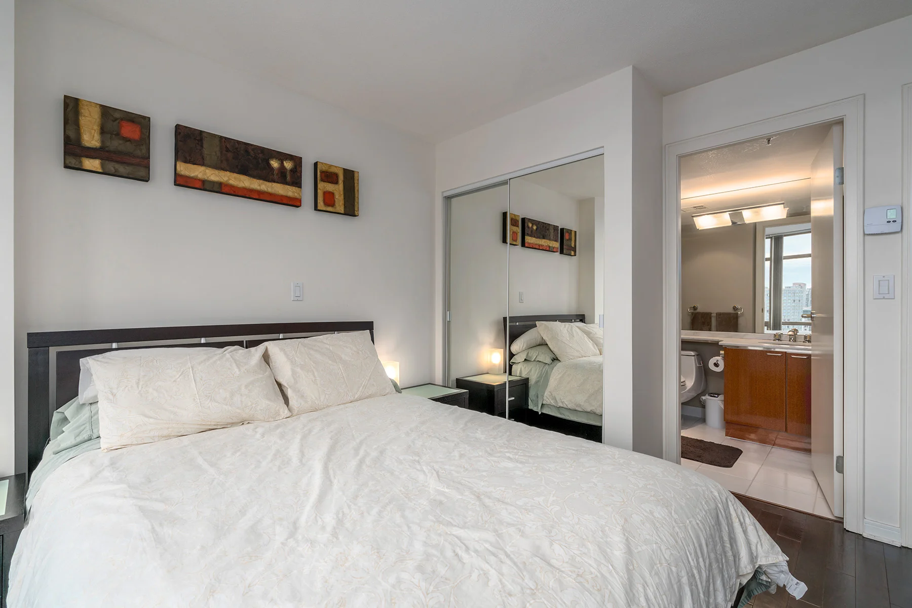 1806-1200-Alberni-Street-360hometours-15s.jpg