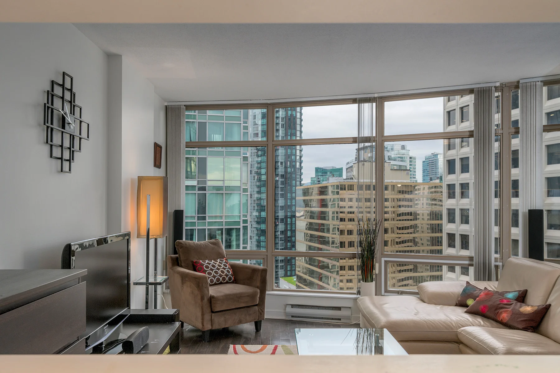 1806-1200-Alberni-Street-360hometours-18s.jpg