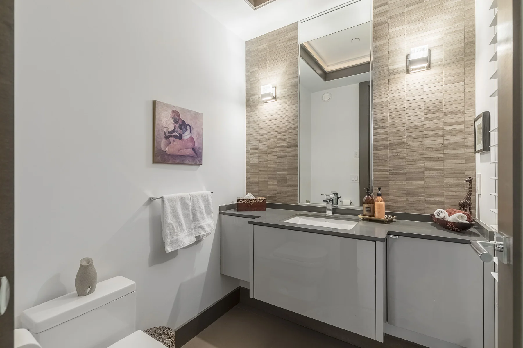 1369-20th-St-360hometours-15-s.jpg