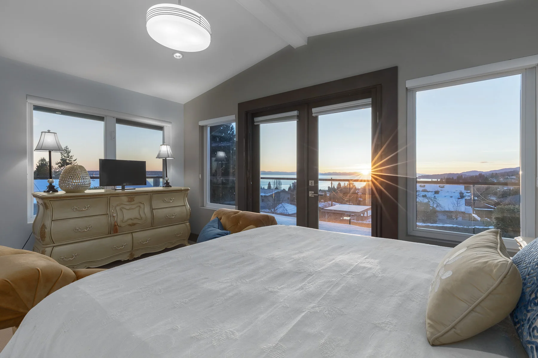 1369-20th-St-360hometours-32-s.jpg