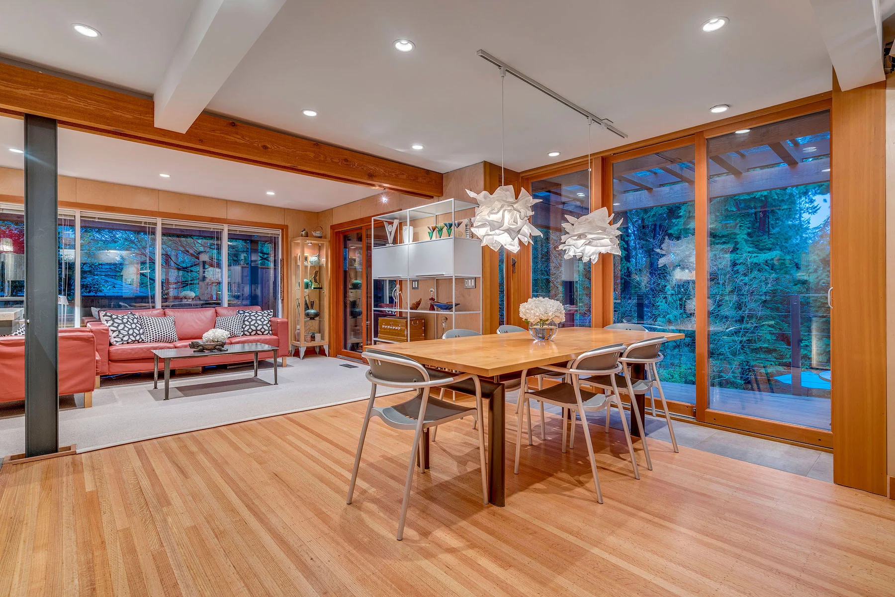 3575-Emerald-Drive-360hometours-10s.jpg