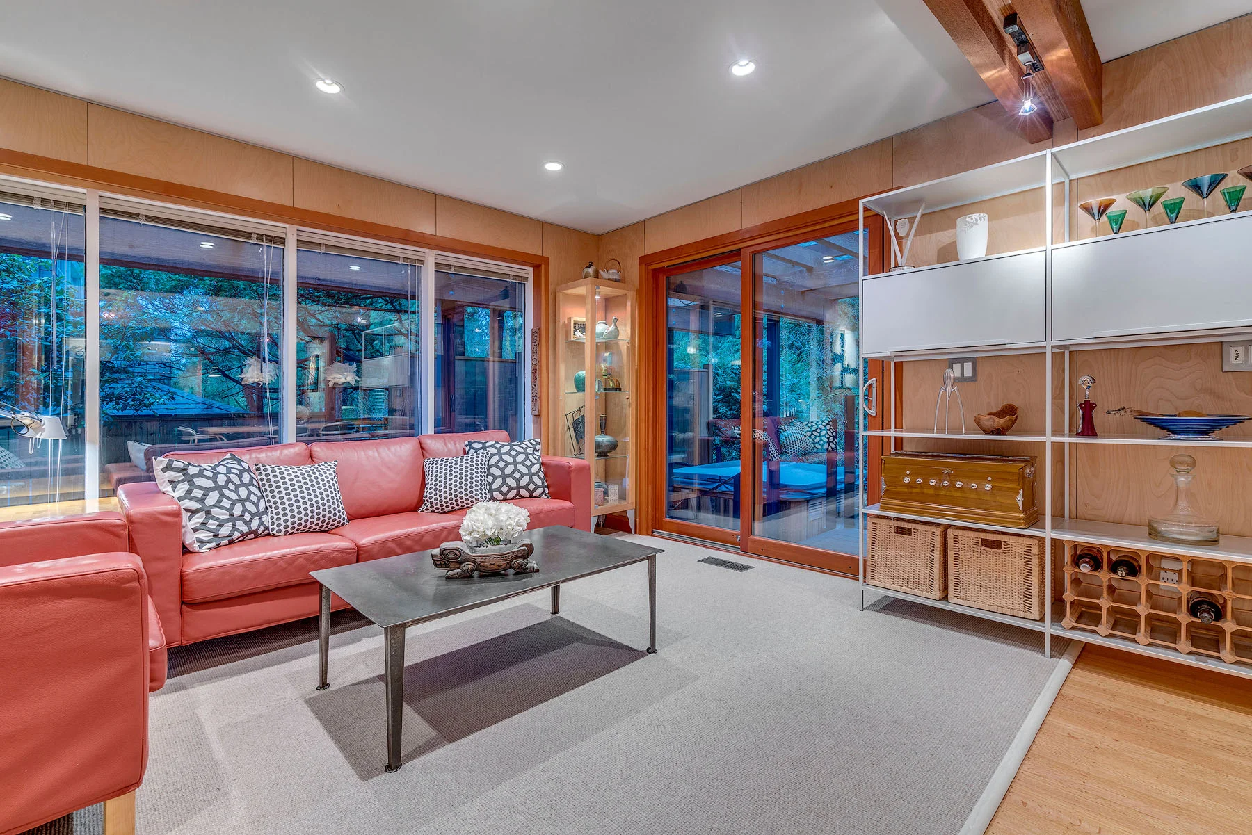 3575-Emerald-Drive-360hometours-15s.jpg