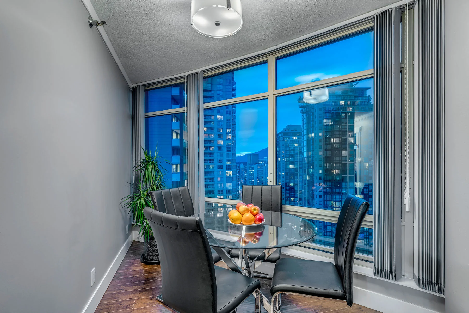 1605-1288-Alberni-Street-Vancouver-360hometours-09s.jpg