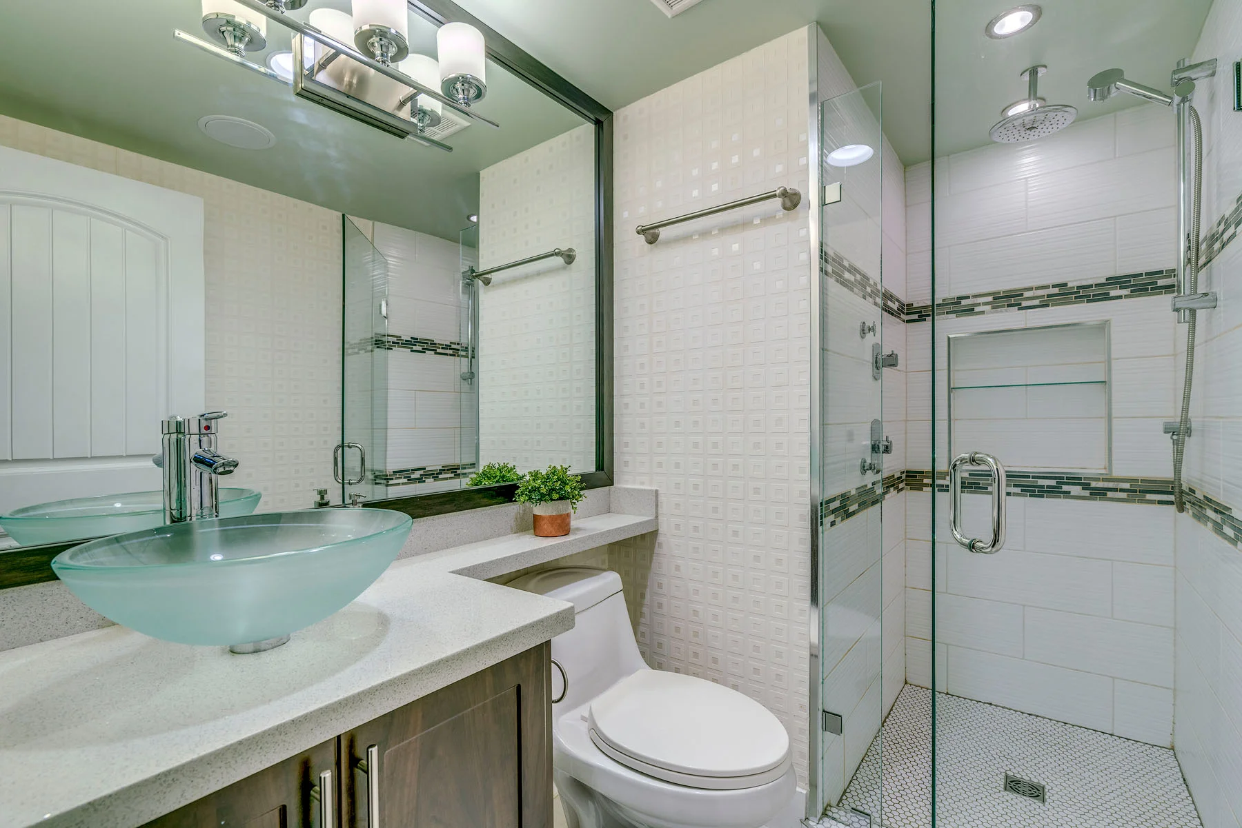 1605-1288-Alberni-Street-Vancouver-360hometours-18s.jpg