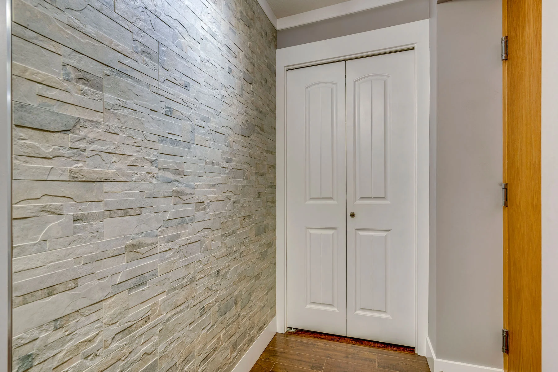 1605-1288-Alberni-Street-Vancouver-360hometours-04s.jpg