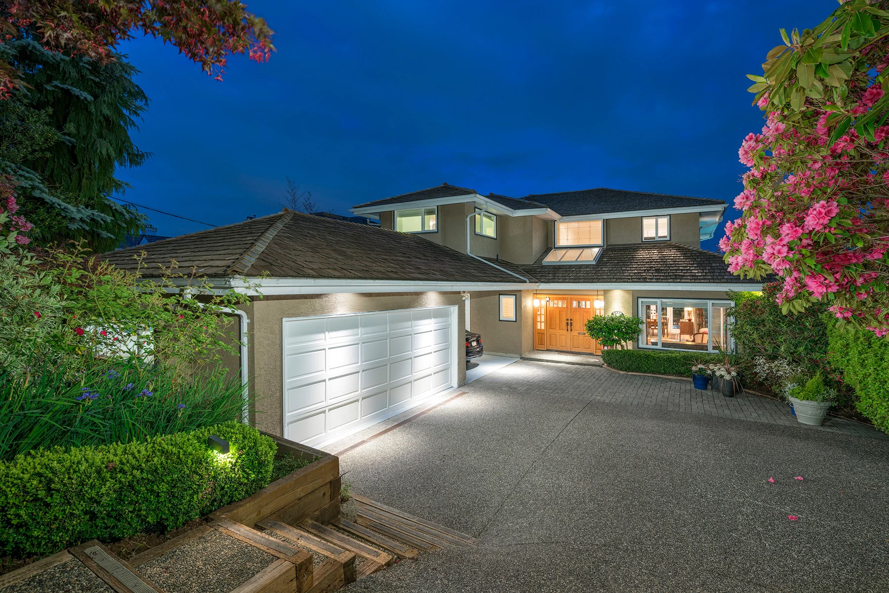 2286 Ottawa Ave, West Vancouver