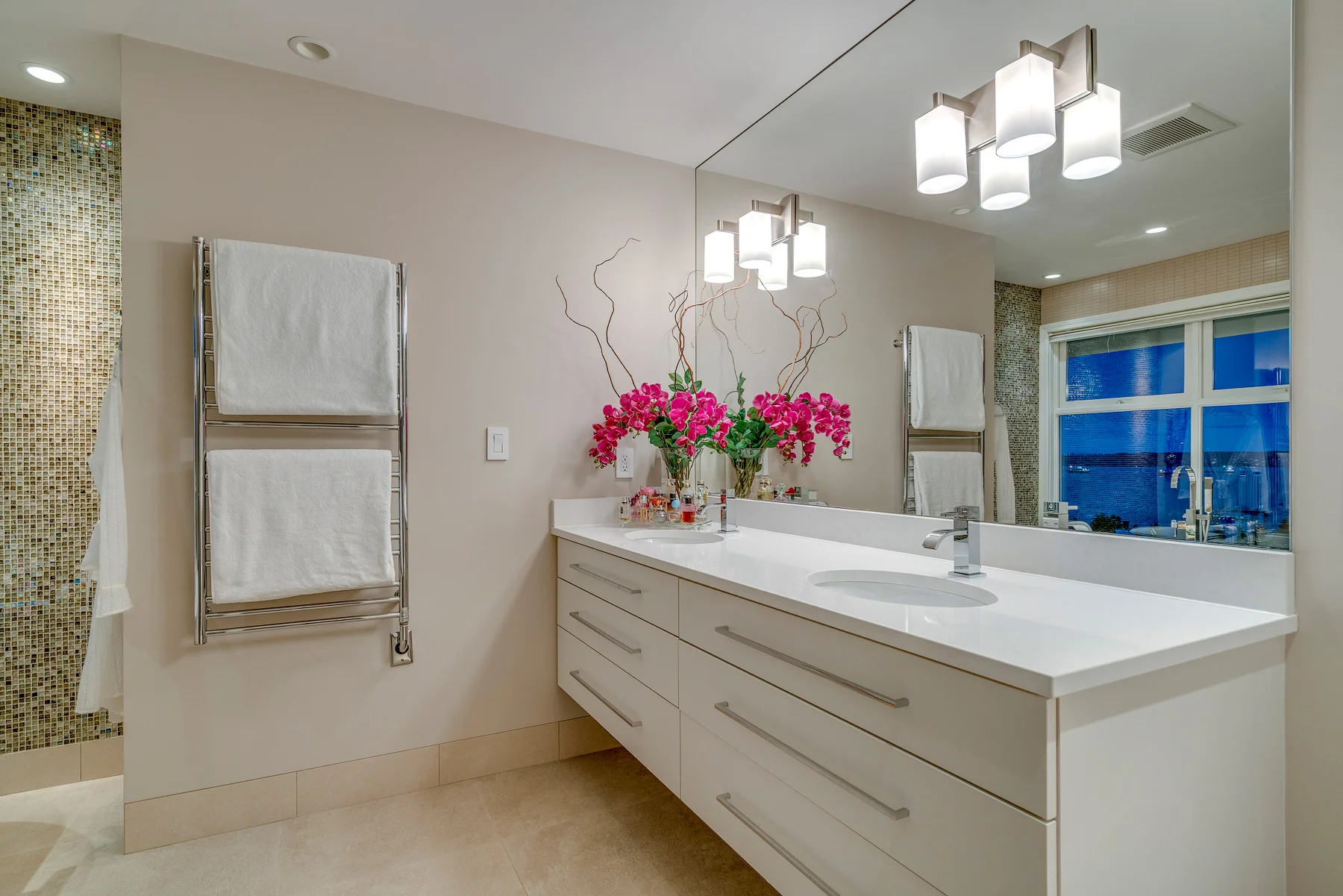 2286-Ottawa-Avenue-360hometours-23s.jpg