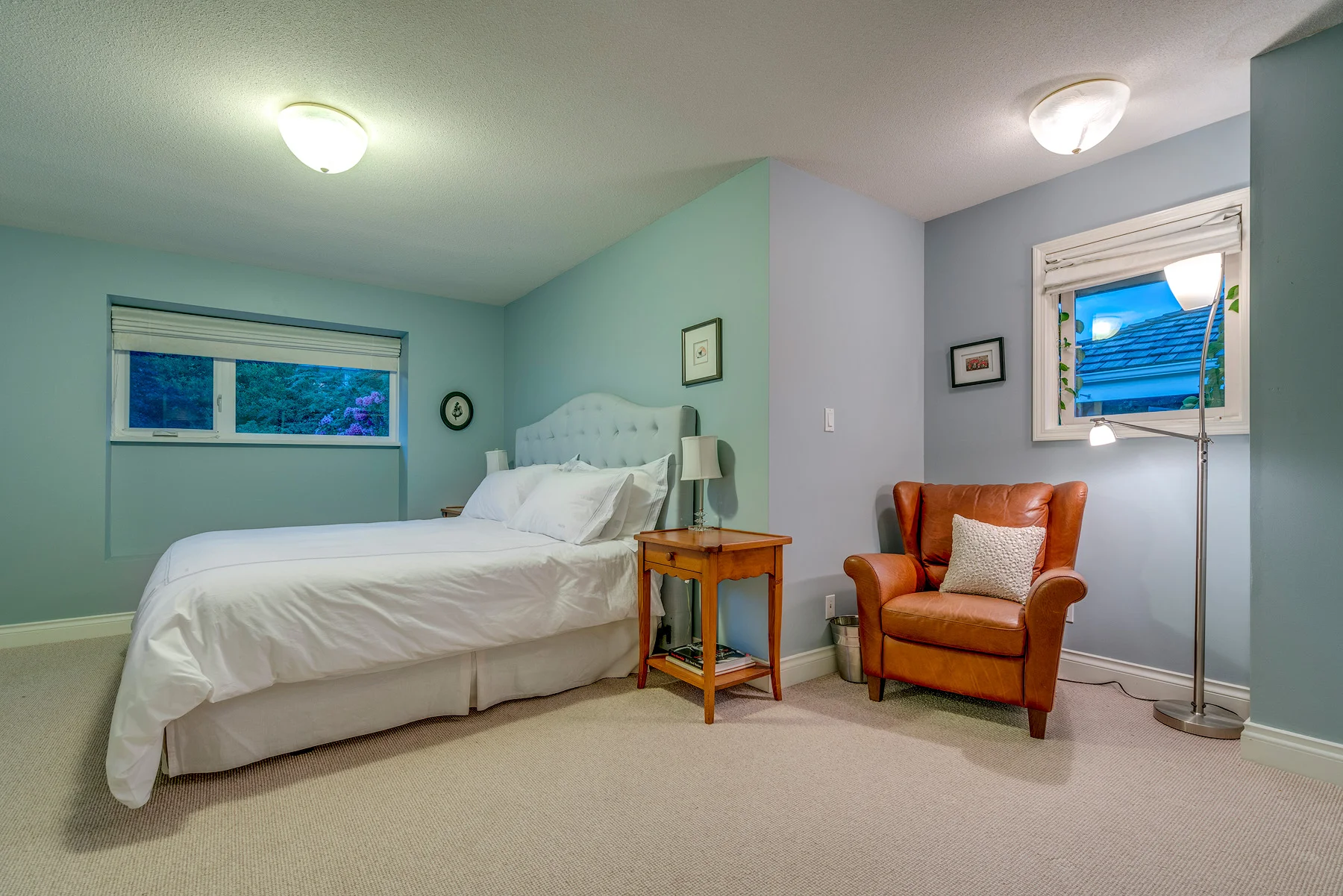 2286-Ottawa-Avenue-360hometours-25s.jpg