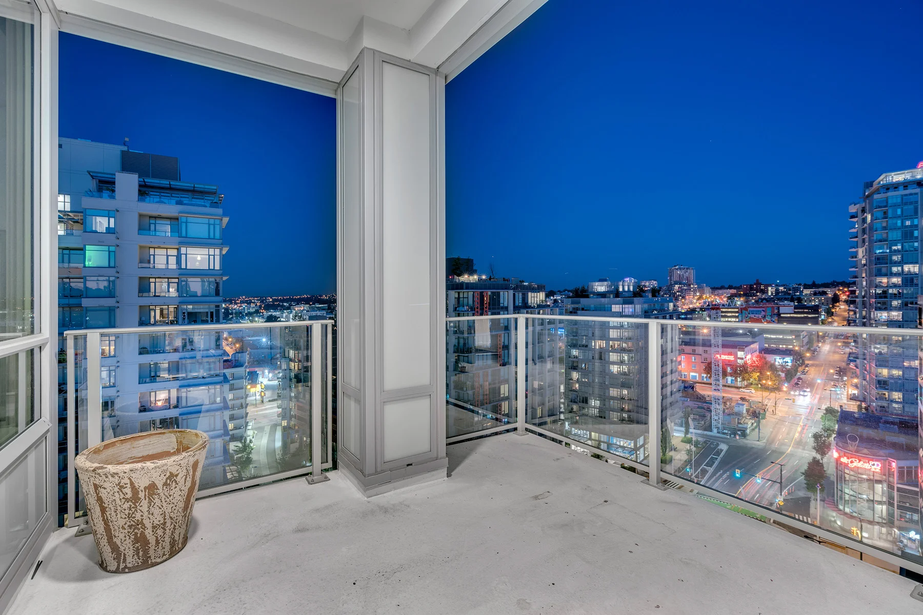 1602-1661-Quebec-Street-360hometours-08s.jpg