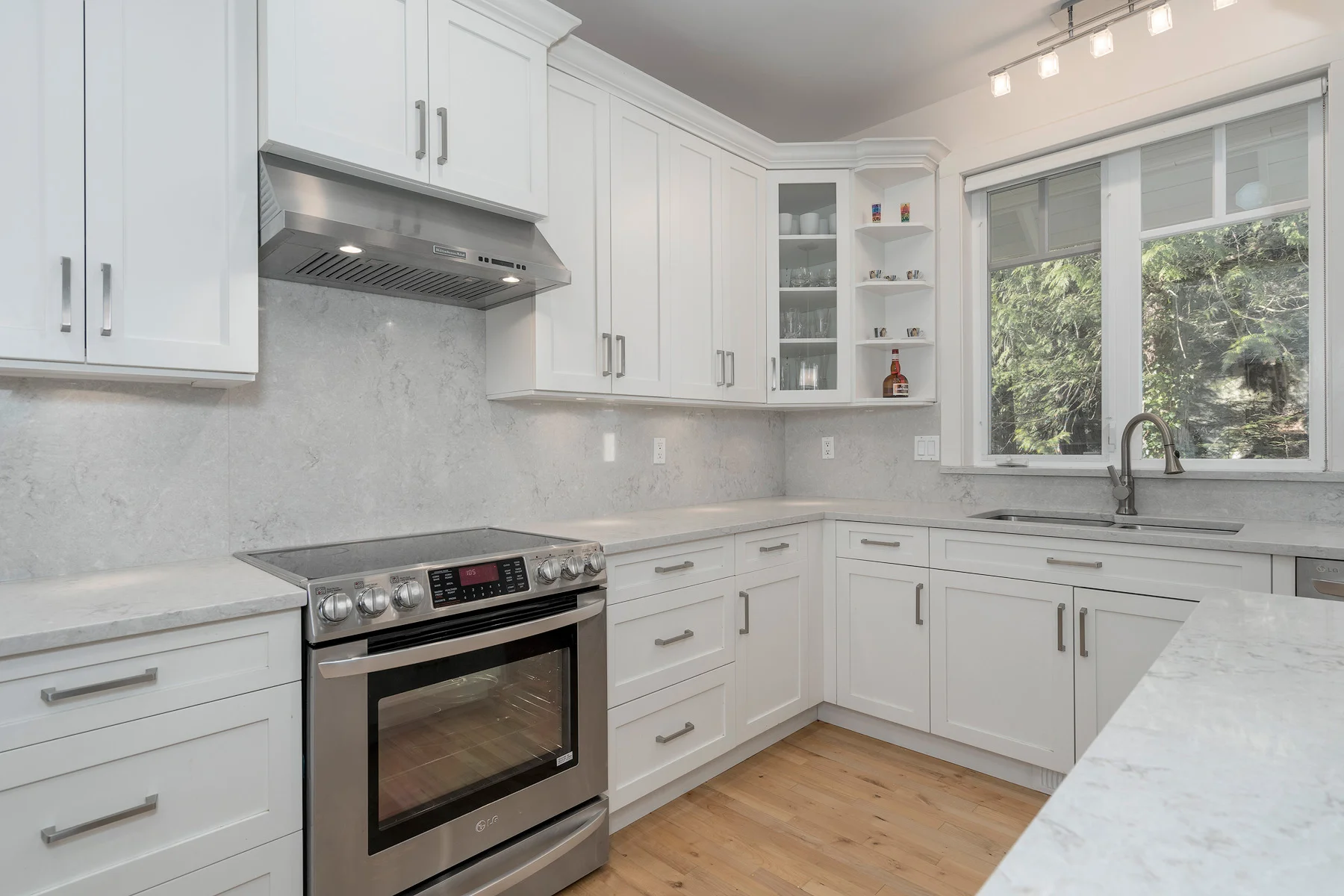 148-Stonegate-Dr-360hometours-18s.jpg