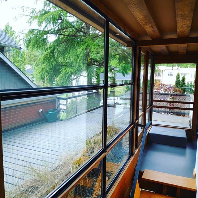 Had chance to walkthrough one of my favorite MCMs in North Vancouver.. This home is right up my alley, so humble yet surprising at very corner!

#architecture #midcenturyhome #westcoastmodern