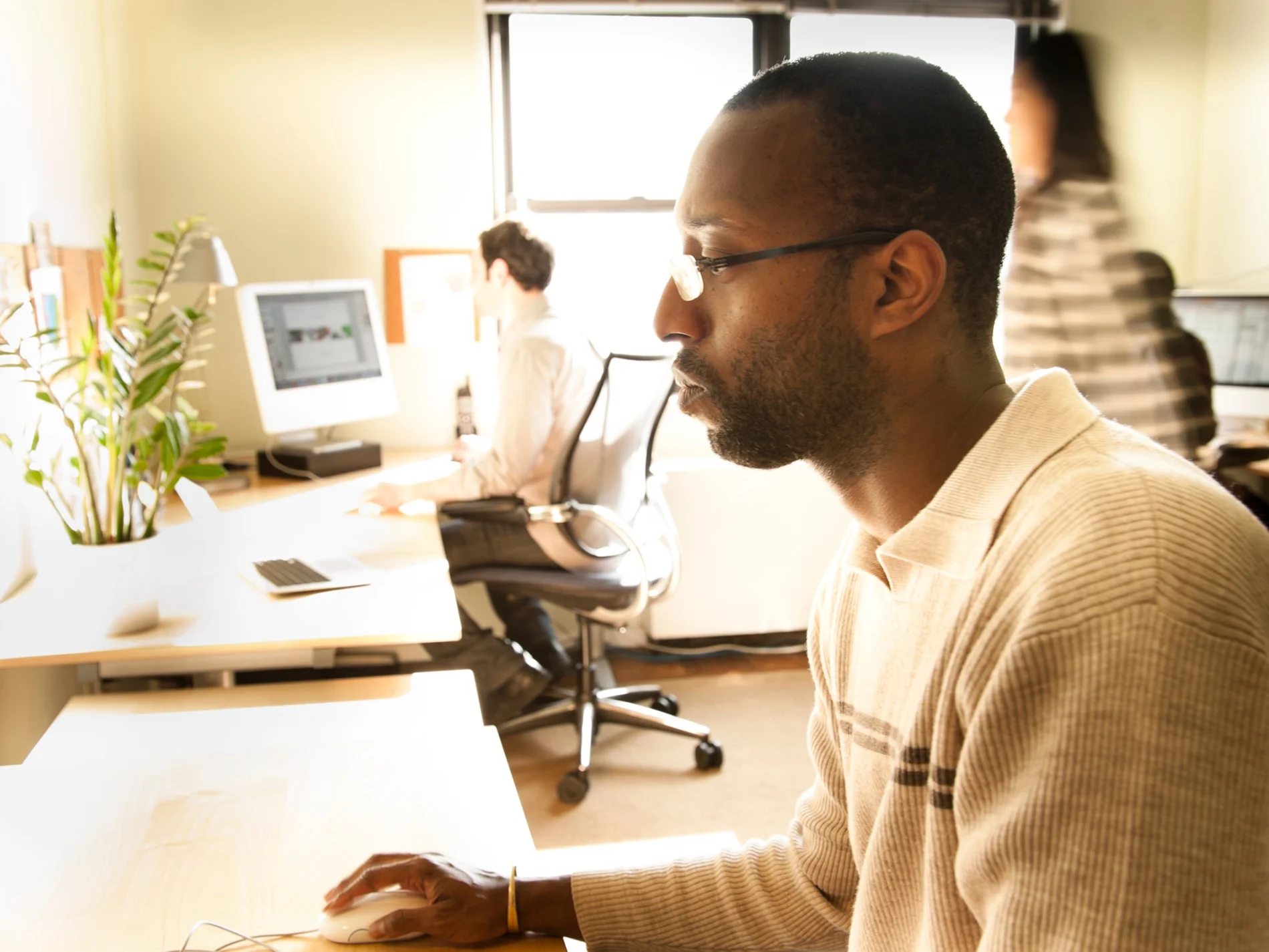 yea12-14-10-37rs_LO_HOR.jpg