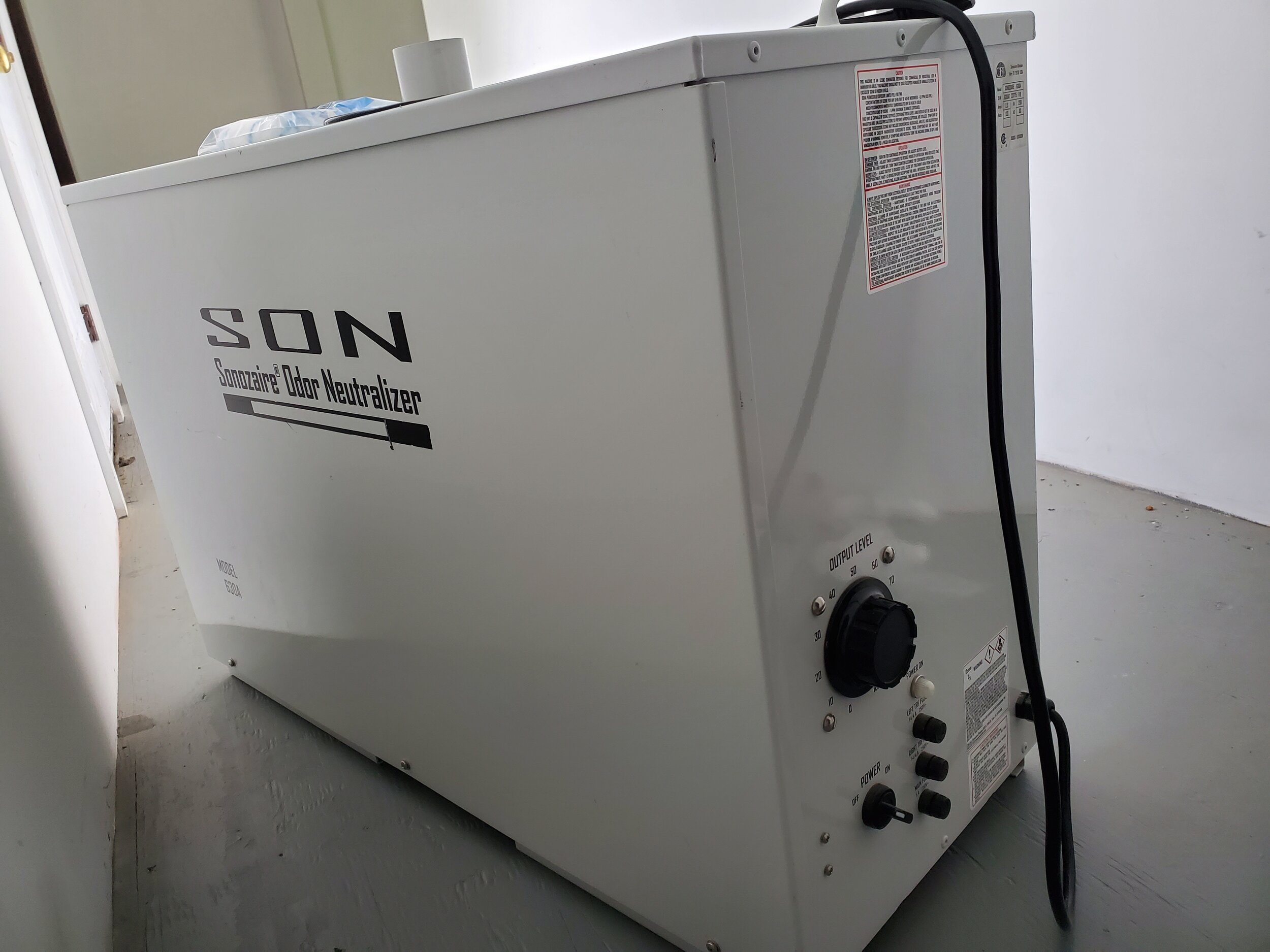 Sonozaire Odor Neutralizer Ozone Machine