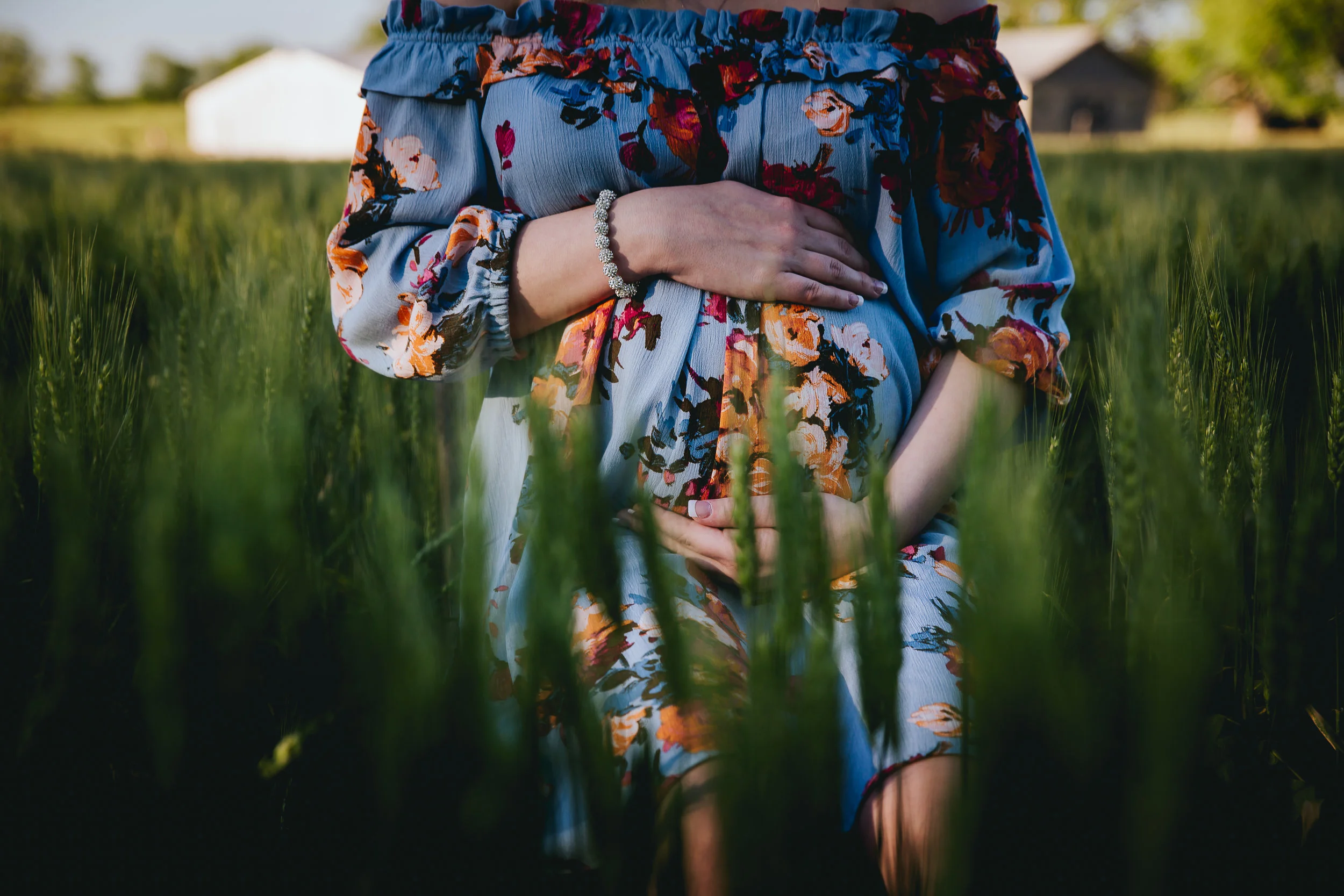 3 Essential Oils You'll Want During Your Pregnancy
