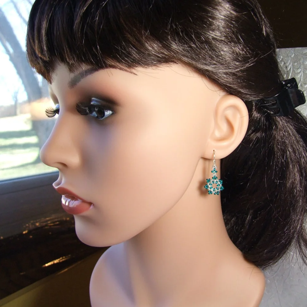 small beaded snowflake earrings
